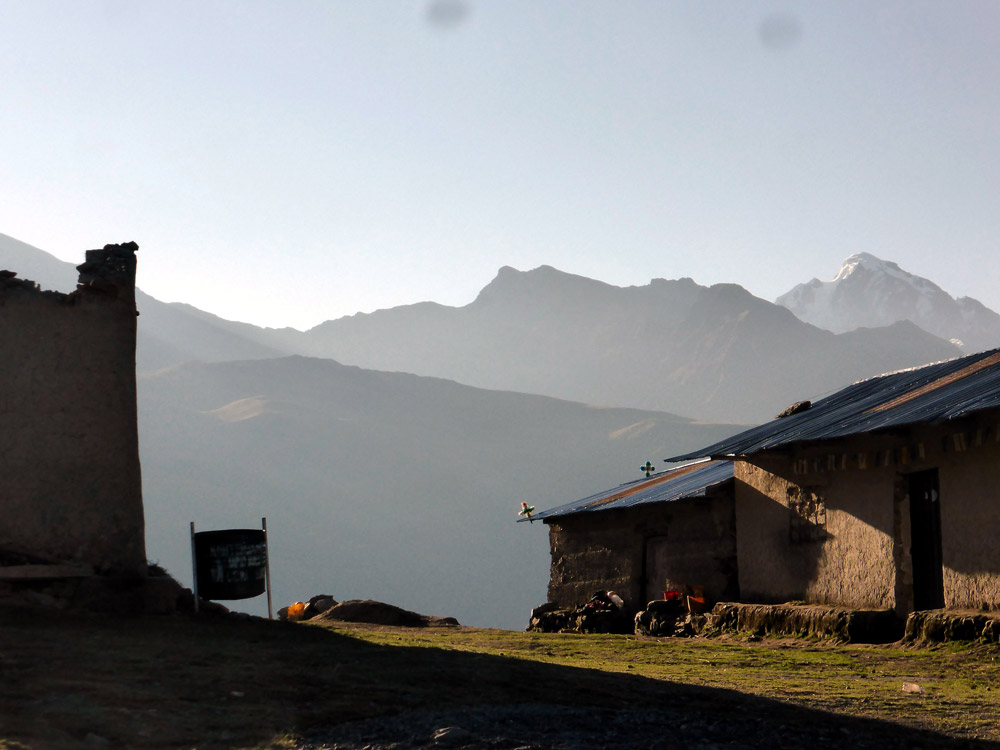 Kapna (3775 m) im Morgenlicht.